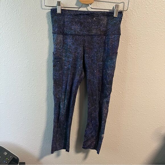 Lululemon Fast and Free High-Rise 19” Crop Nulux
Polar Lights Blue Multi - Picture 7 of 13